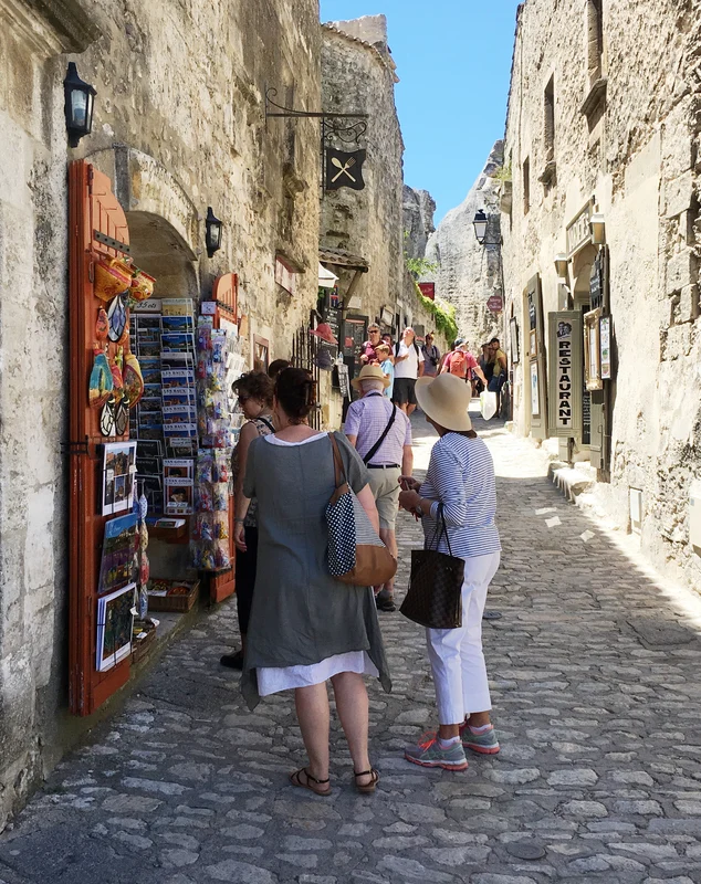 Luberon villages Provence France Rent-Our-Home rentourhomeinprovence Le Baux de Provence