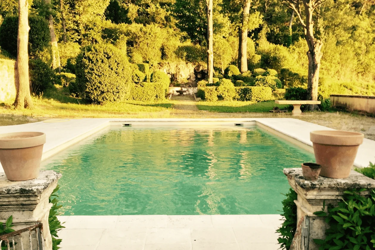 Luberon villages Provence France Rent-Our-Home rentourhomeinprovence Lourmarin Manoir de Lourmarin