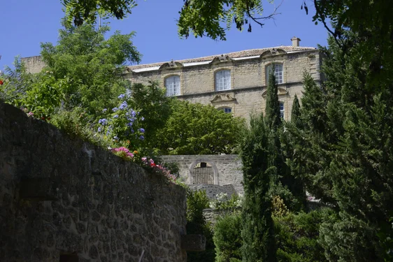 Lourmarin, Ansouis, Cucoron and Vaugines