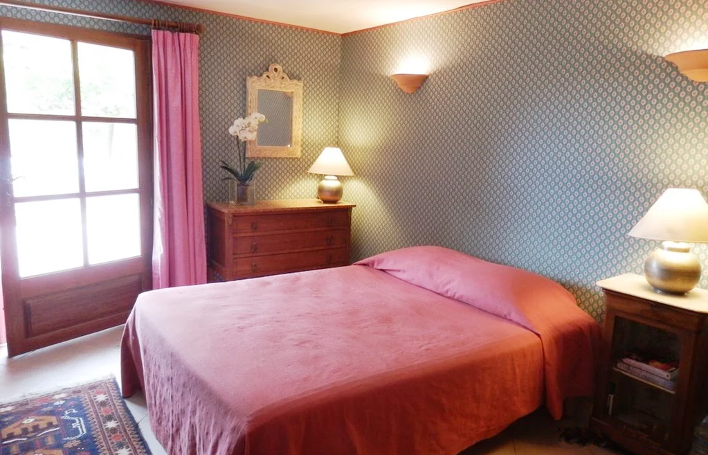 Saint Esteve Cucuron Provence Lourmarin Rent-Our-Home