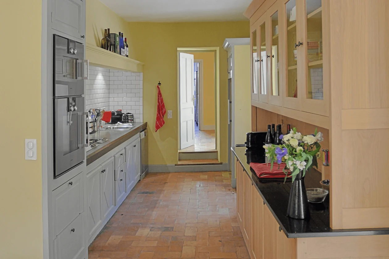 Luberon villages Provence France Rent-Our-Home rentourhomeinprovence Lourmarin Manoir de Lourmarin