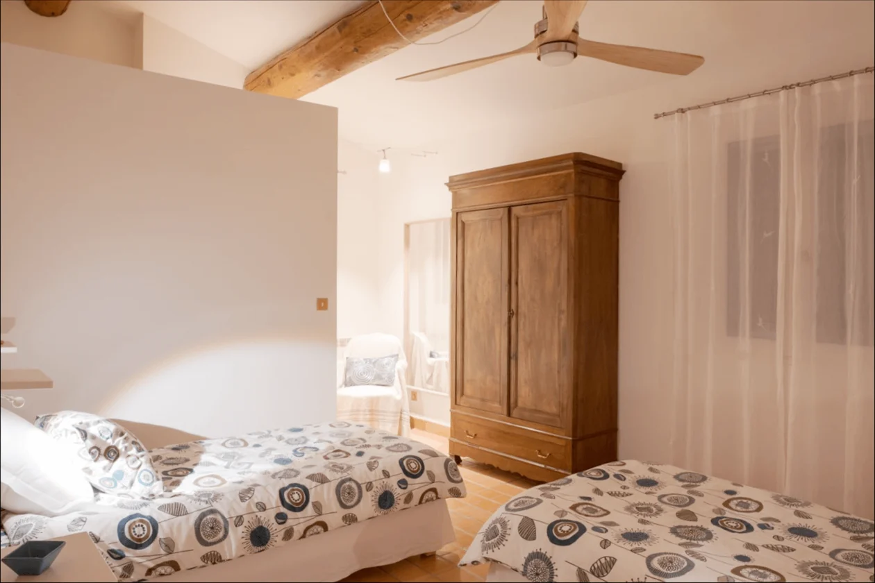 Luberon villages Provence France Rent-Our-Home rentourhomeinprovence Lourmarin Maison du Village