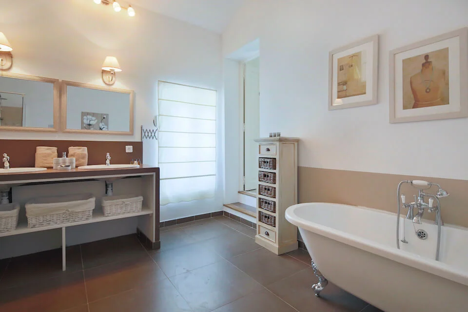 Le Petit Hameau