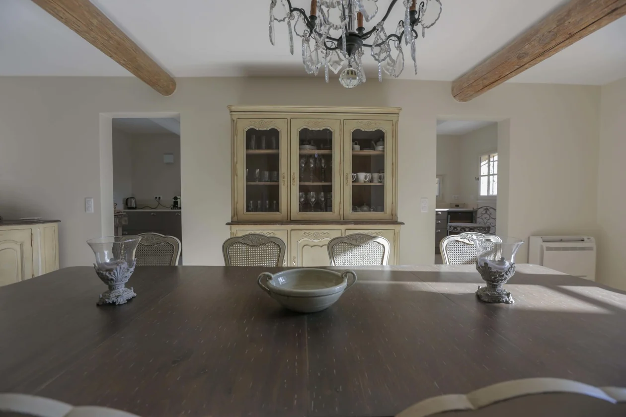 Luberon villages Provence France Rent-Our-Home rentourhomeinprovence Lourmarin Les Trois Clefs Ansouis