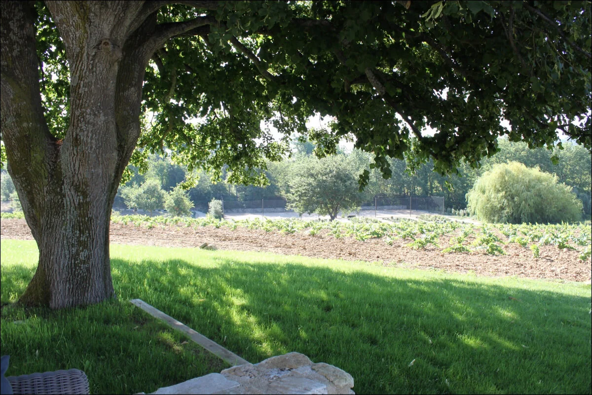 Luberon villages Provence France Rent-Our-Home rentourhomeinprovence Lourmarin Les Trois Clefs Ansouis