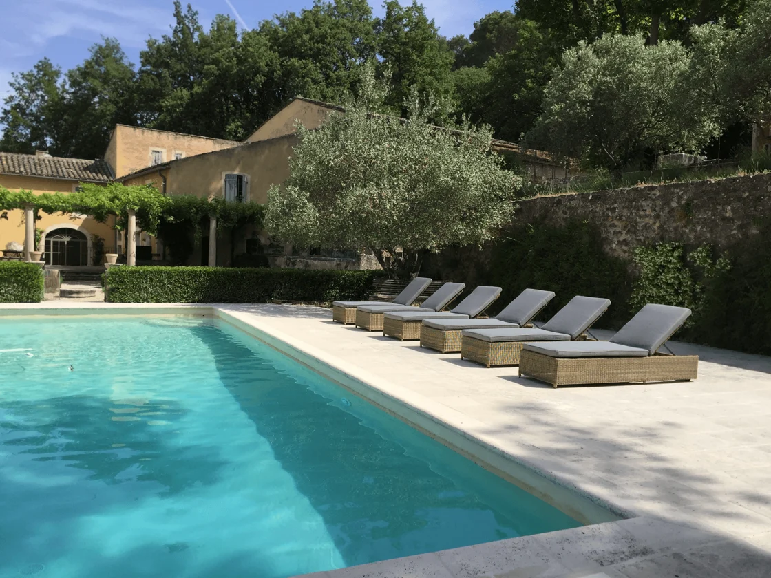 Luberon villages Provence France Rent-Our-Home rentourhomeinprovence Lourmarin Manoir de Lourmarin