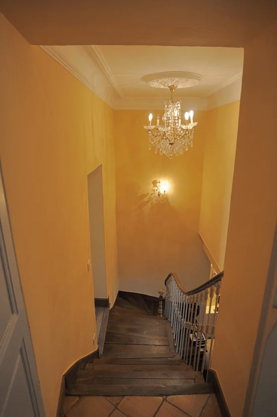 Luberon villages Provence France Rent-Our-Home rentourhomeinprovence Lourmarin Manoir de Lourmarin
