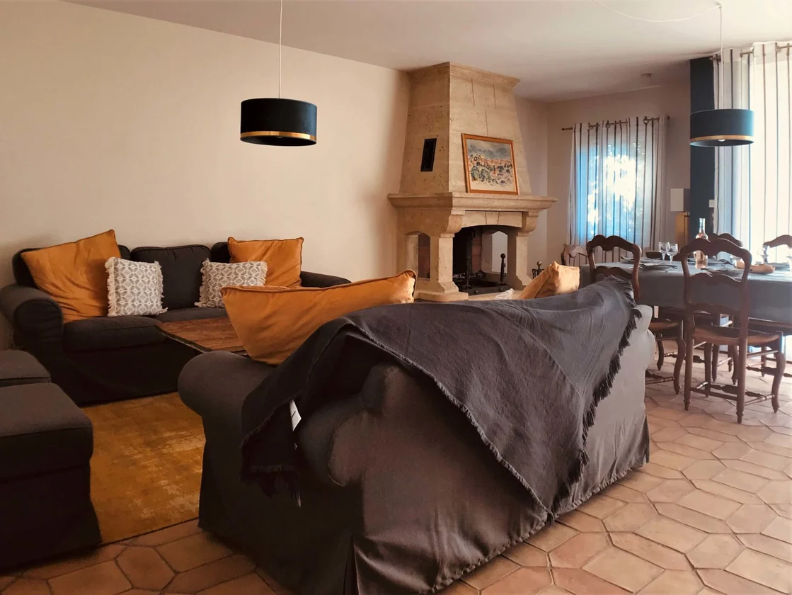 La Maison du Village Rent-Our-Home Lourmarin Provence