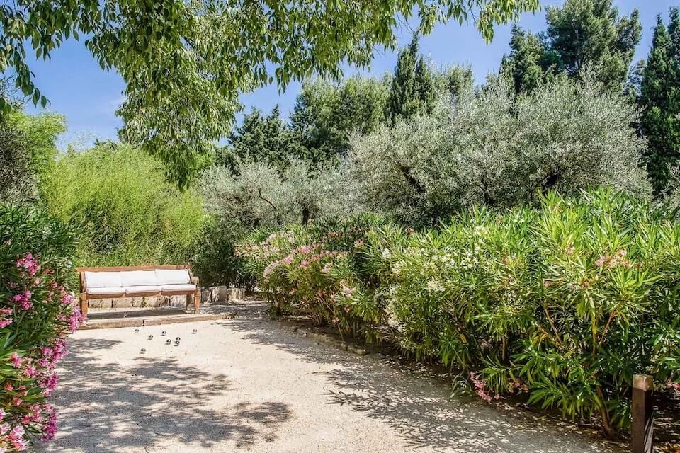 Le Petit Hameau